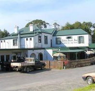 Robin Hood Hotel - Dalby Accommodation