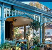 Georges Meze - Dalby Accommodation