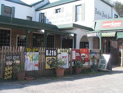 Robin Hood Hotel - Dalby Accommodation 1