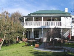 Robin Hood Hotel - Dalby Accommodation 2