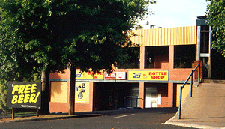 Royal Hotel Drouin - Dalby Accommodation 3