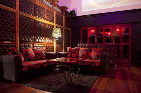 East End Bar - Dalby Accommodation 2