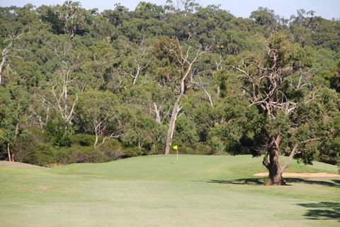 Devilbend Golf Club - Dalby Accommodation 5