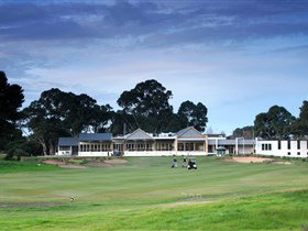 Kooyonga Golf Club - Dalby Accommodation 2