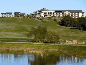 McCracken Country Club Golf Course - Dalby Accommodation 2