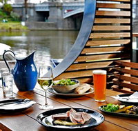 Pilgrim Bar - Dalby Accommodation