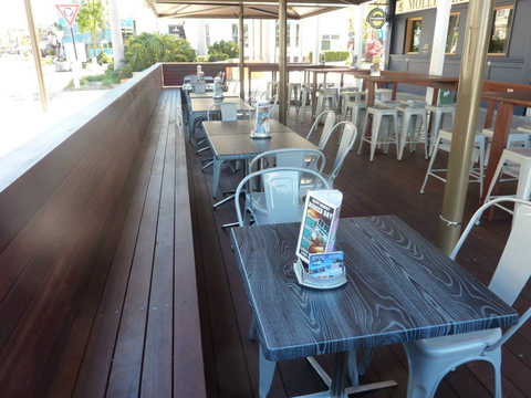 Molly Malones Irish Pub - Dalby Accommodation 2