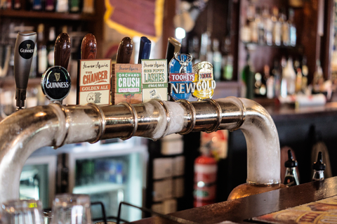 Molly Malones Irish Pub - Dalby Accommodation 3