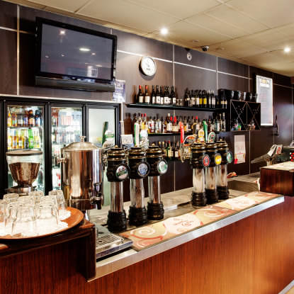Upper Ross Hotel - Dalby Accommodation 5