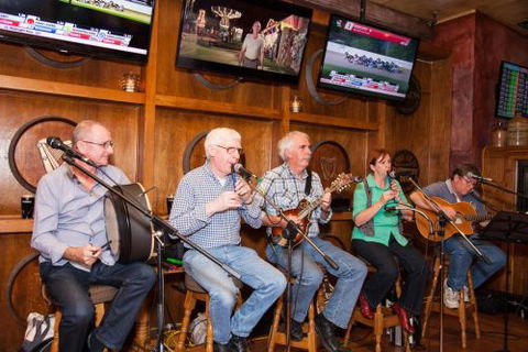PJ Gallagher's Irish Pub Enfield - Dalby Accommodation 1