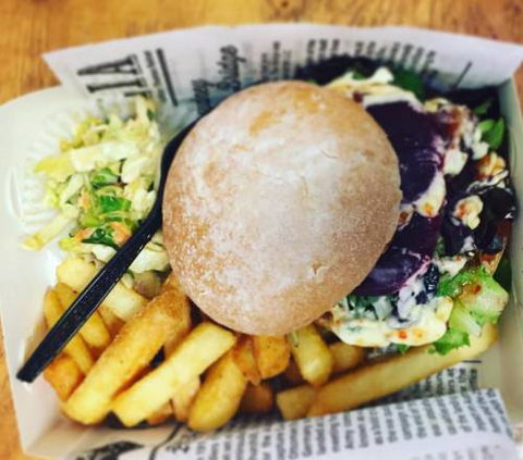 Edison’s Burger Bar - Dalby Accommodation 3