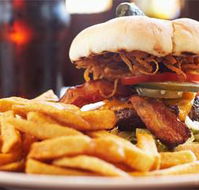 Karama Plaza Tavern - Dalby Accommodation