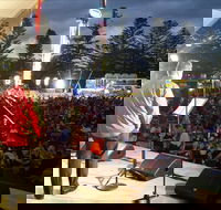 A Luminous Christmas at The Entrance - Dalby Accommodation