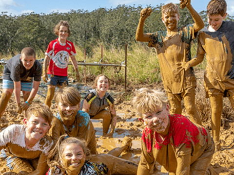 Mini Muddies Obstacle Challenge At Bunnamagoo Estate - Dalby Accommodation 0