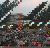 New Years Eve at The Entrance - Dalby Accommodation