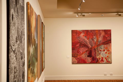 Hadley's Art Prize - Dalby Accommodation 1