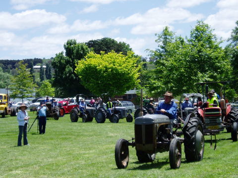 Southern Tablelands Vintage Farm Field Days - Dalby Accommodation 0