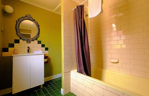 Hotel Blue - Dalby Accommodation 4