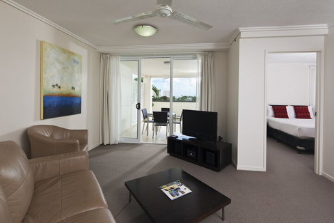 Cairns Central Plaza Apartment Hotel - Dalby Accommodation 6