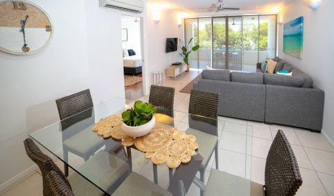 Waters Edge Apartments Cairns - Dalby Accommodation 1