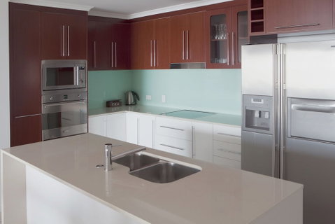 Waters Edge Apartments Cairns - Dalby Accommodation 2