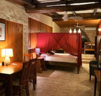 Cedar Park Rainforest Resort - Dalby Accommodation