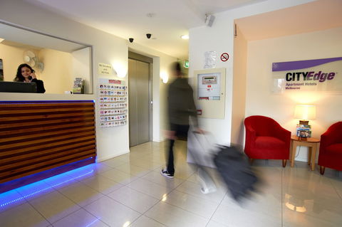 City Edge North Melbourne - Dalby Accommodation 2