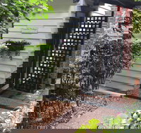 Clarendon Cottages - Dalby Accommodation