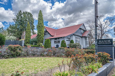 Cotswold Gardens - Dalby Accommodation 3