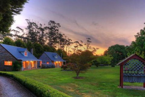 Rosebank Cottage Collection - Dalby Accommodation 7