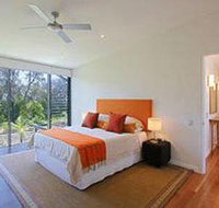 Kiah Beach House - Dalby Accommodation