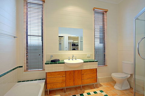 A PERFECT STAY - Harkaway - Dalby Accommodation 1