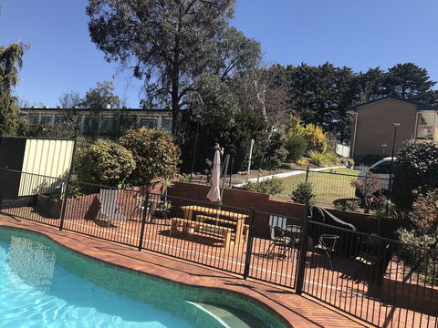 Hideaway Motor Inn Armidale - Dalby Accommodation 3