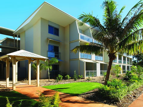 Oaks Broome Hotel - Dalby Accommodation 1