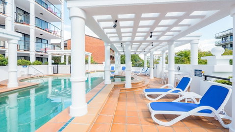 Aegean Apartments - Dalby Accommodation 6