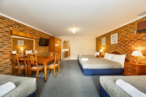 Hume Country Motor Inn - Dalby Accommodation 4