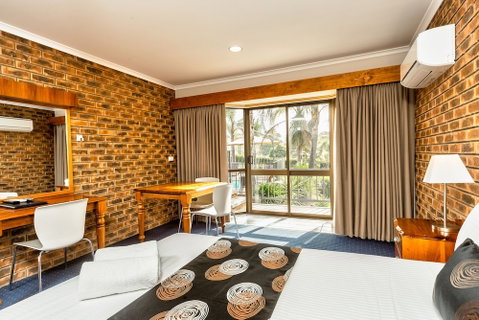 Hume Country Motor Inn - Dalby Accommodation 6