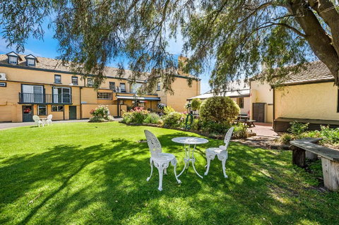 Comfort Inn Port Fairy - Dalby Accommodation 4