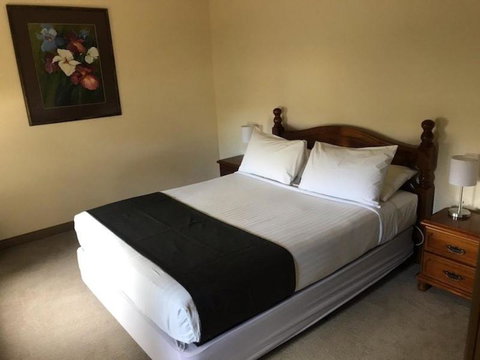 Comfort Inn Port Fairy - Dalby Accommodation 5