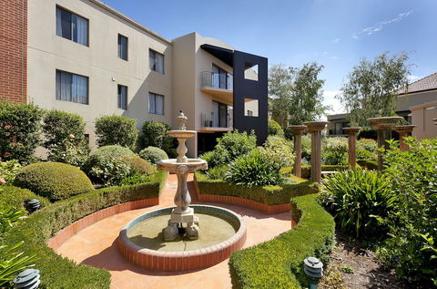 Astra Apartments - The Griffin - Dalby Accommodation 3