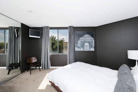 Astra Apartments - The Griffin - Dalby Accommodation 5