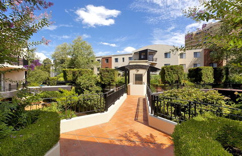 Astra Apartments - The Griffin - Dalby Accommodation 1