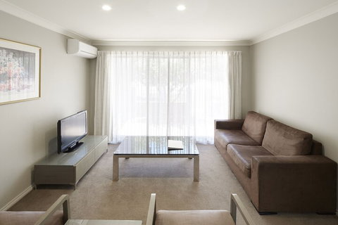 Pinnacle Apartments - Dalby Accommodation 4