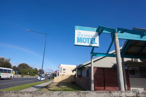 Beachfront Motel - Dalby Accommodation 6