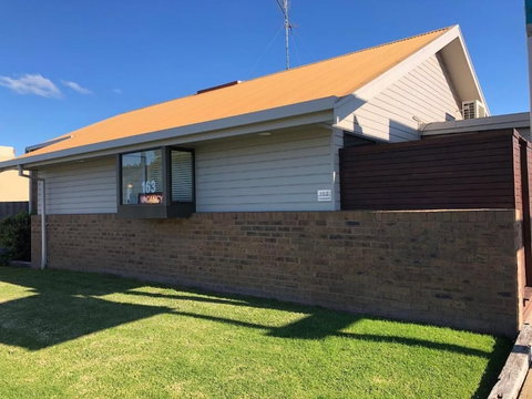 Beachfront Motel - Dalby Accommodation 4