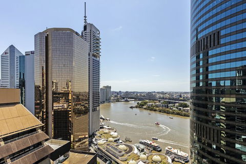 Oaks Brisbane On Felix Suites - Dalby Accommodation 1
