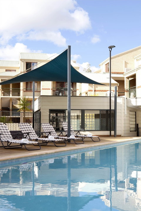 Mont Clare Boutique Apartments - Dalby Accommodation 1