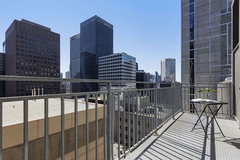 Oaks Melbourne On Collins Hotel - Dalby Accommodation 0