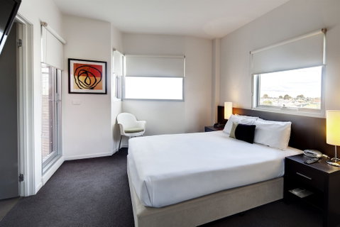 Punthill Essendon - Dalby Accommodation 6