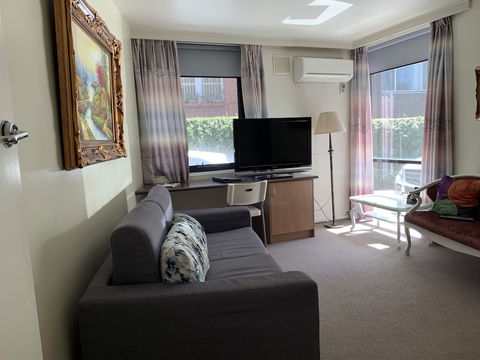 Albert Heights Serviced Apartments - Dalby Accommodation 5